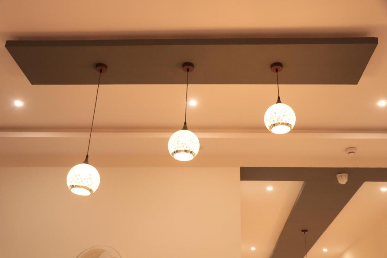 Hotel Viraj Residency Bhuj Eksteriør bilde